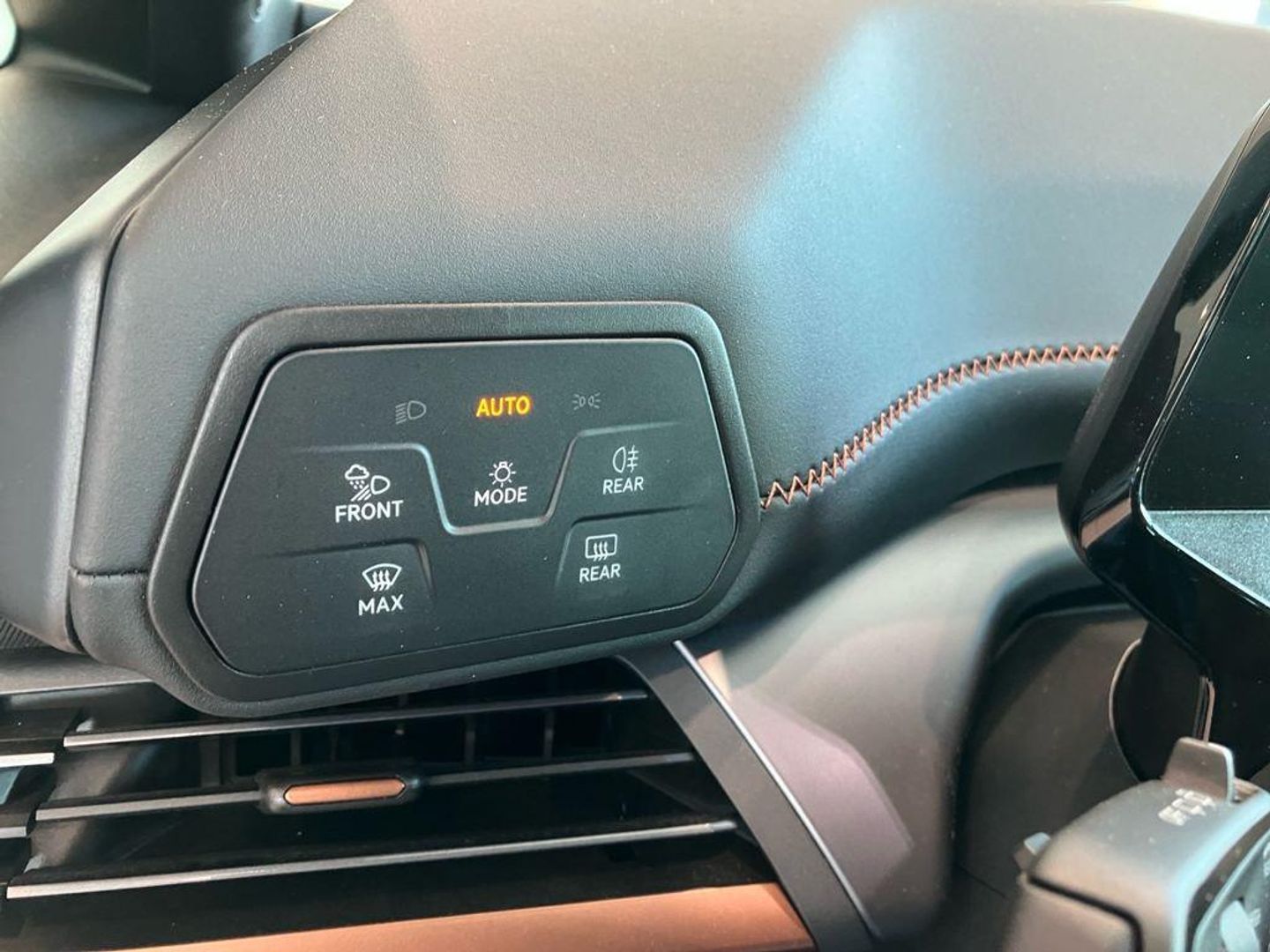 CUPRA Born 77 kWh E-Boost Pack+Battery 170 kW (231 CV)
