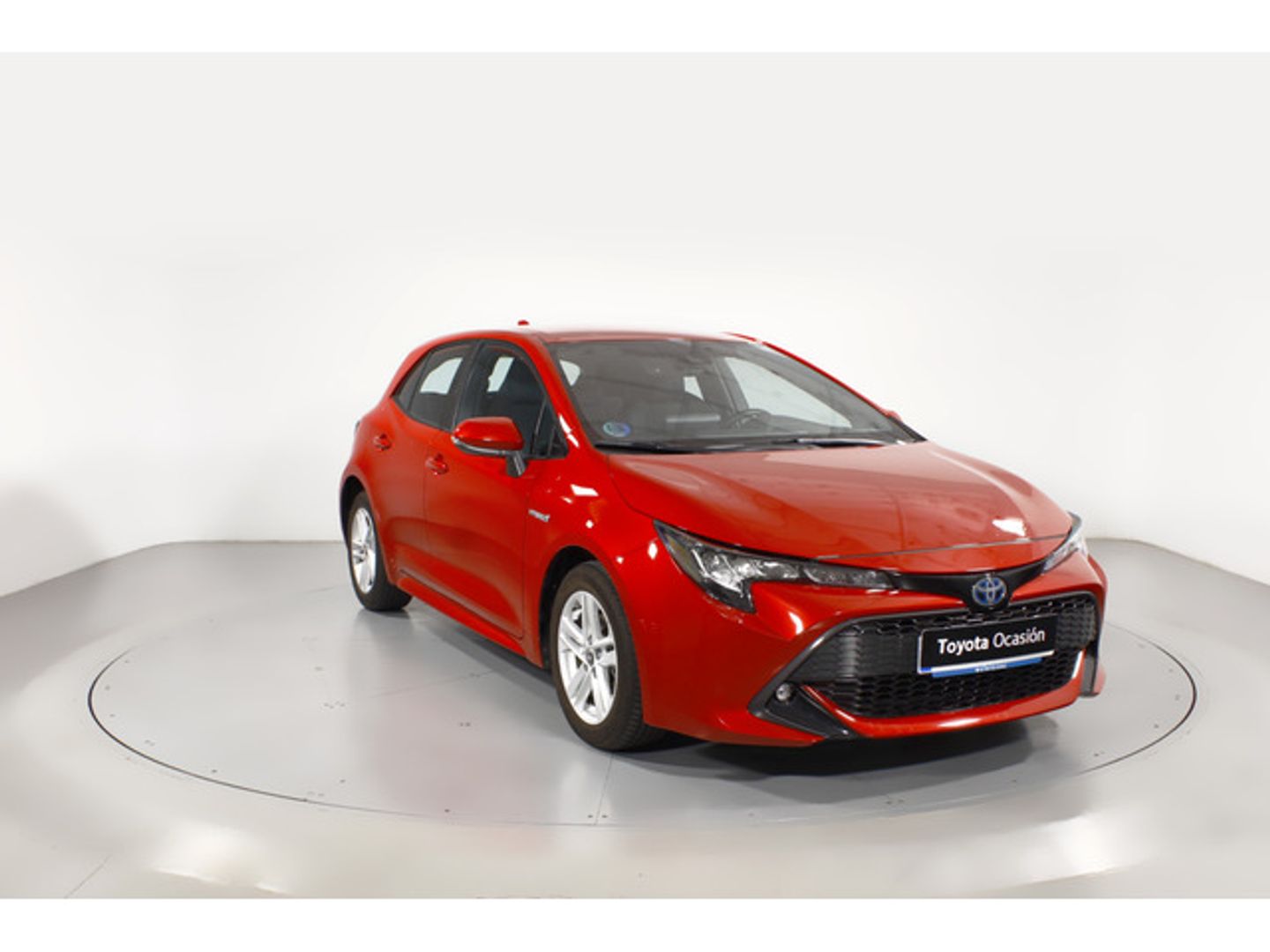 Toyota Corolla 1.8 125 Híbrido Active Tech E-CVT 90 kW (122 CV) Rojo Compact