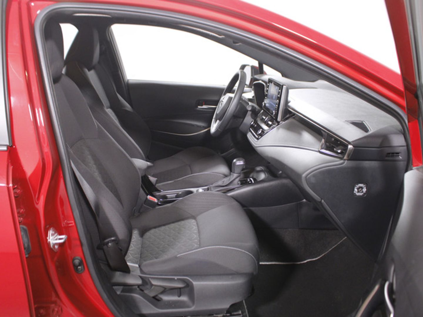 Toyota Corolla 1.8 125 Híbrido Active Tech E-CVT 90 kW (122 CV)