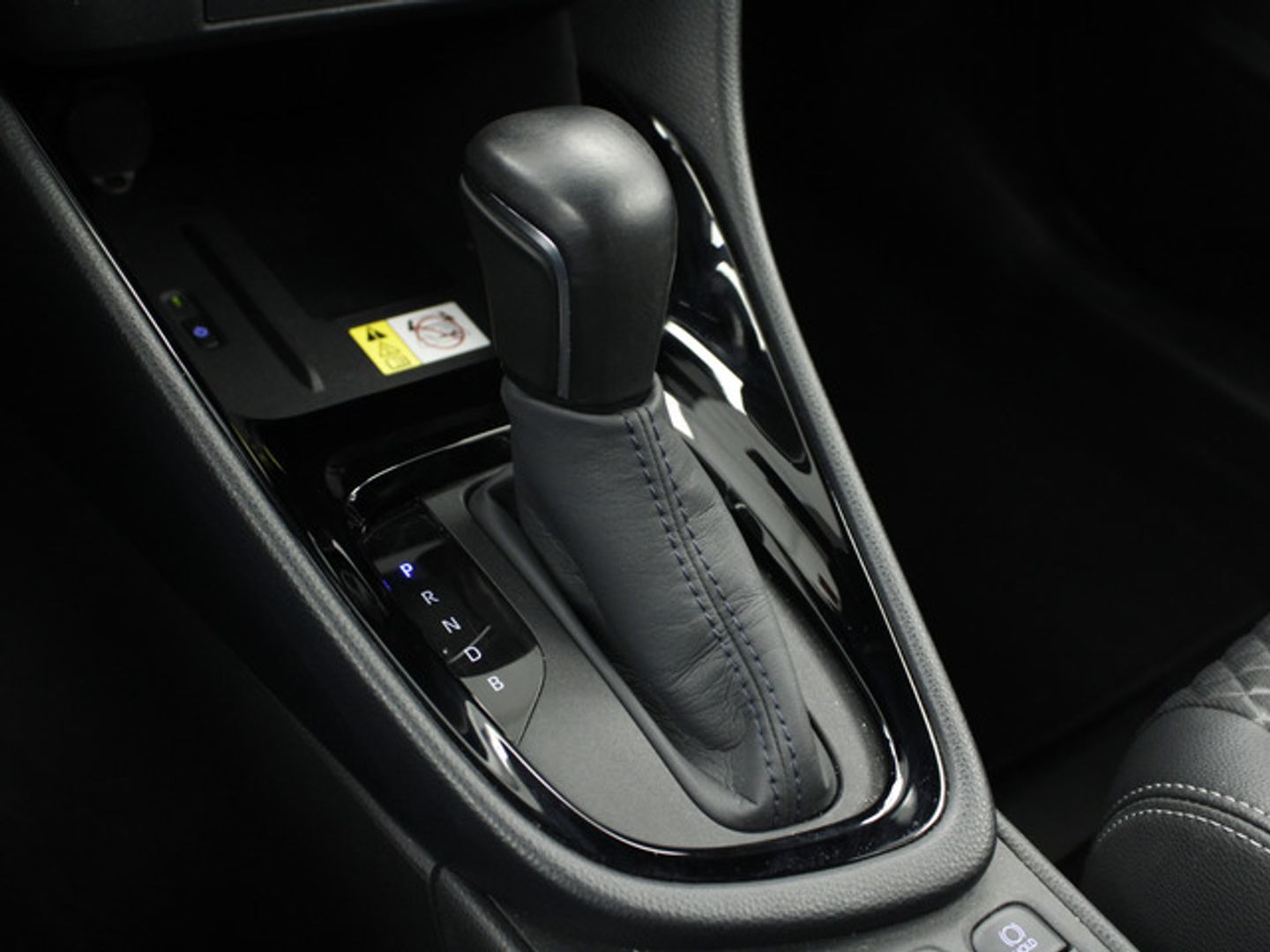 Toyota Yaris 120H Style 85 kW (116 CV)
