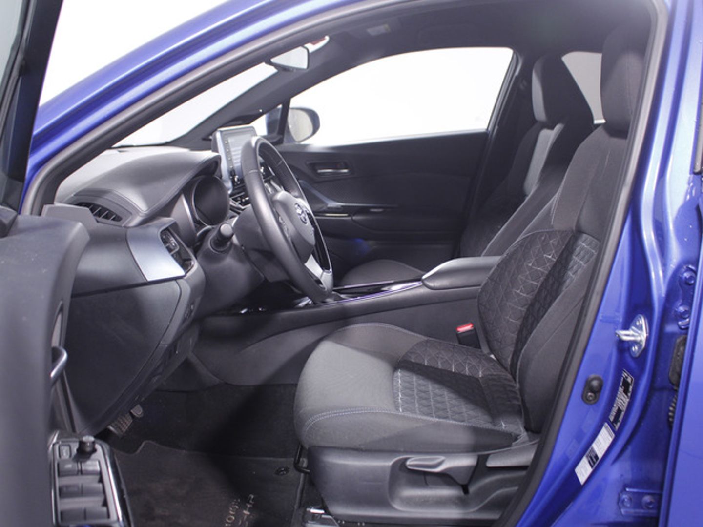 Toyota C-HR 1.8 125H Advance 90 kW (122 CV)