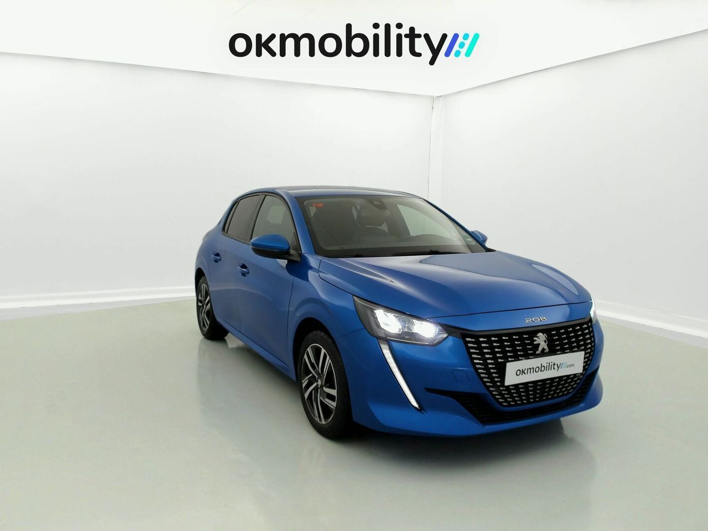 Peugeot 208 PureTech 100 Allure EAT8 75 kW (100 CV)