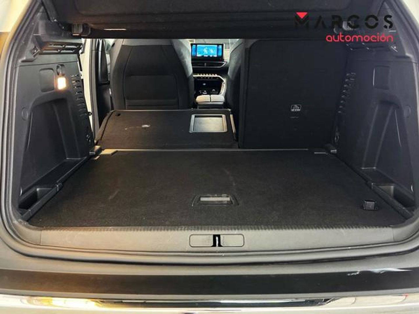 Peugeot 3008 Hybrid 136 Allure Pack eDCS6 100 kW (136 CV)