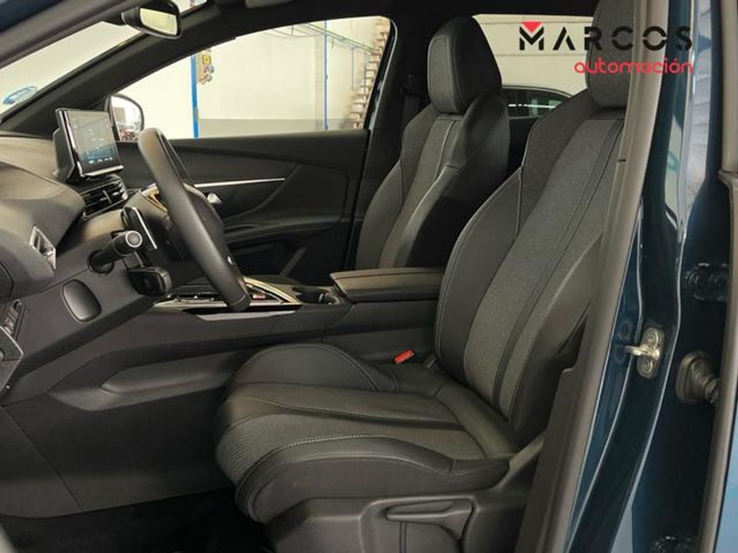 Peugeot 3008 Hybrid 136 Allure Pack eDCS6 100 kW (136 CV)