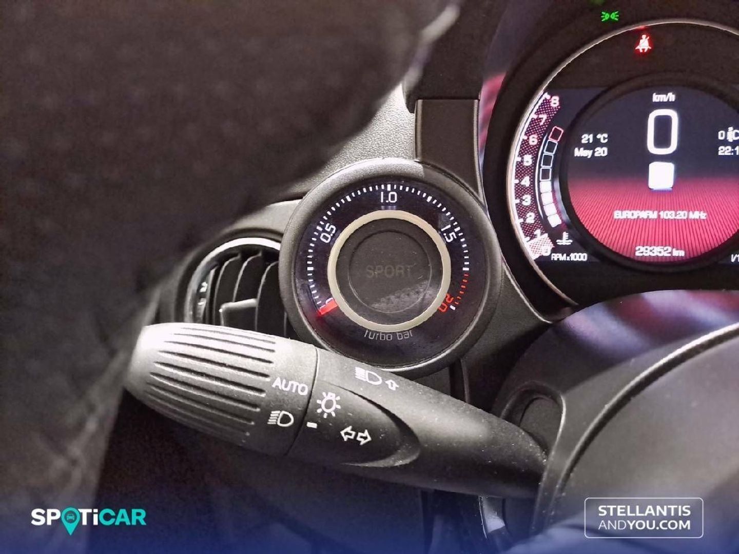 Abarth 500 1.4 16v T-Jet 695 132 kW (180 CV)