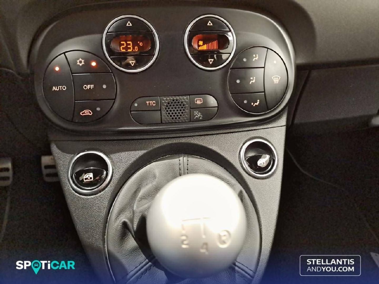 Abarth 500 1.4 16v T-Jet 695 132 kW (180 CV)
