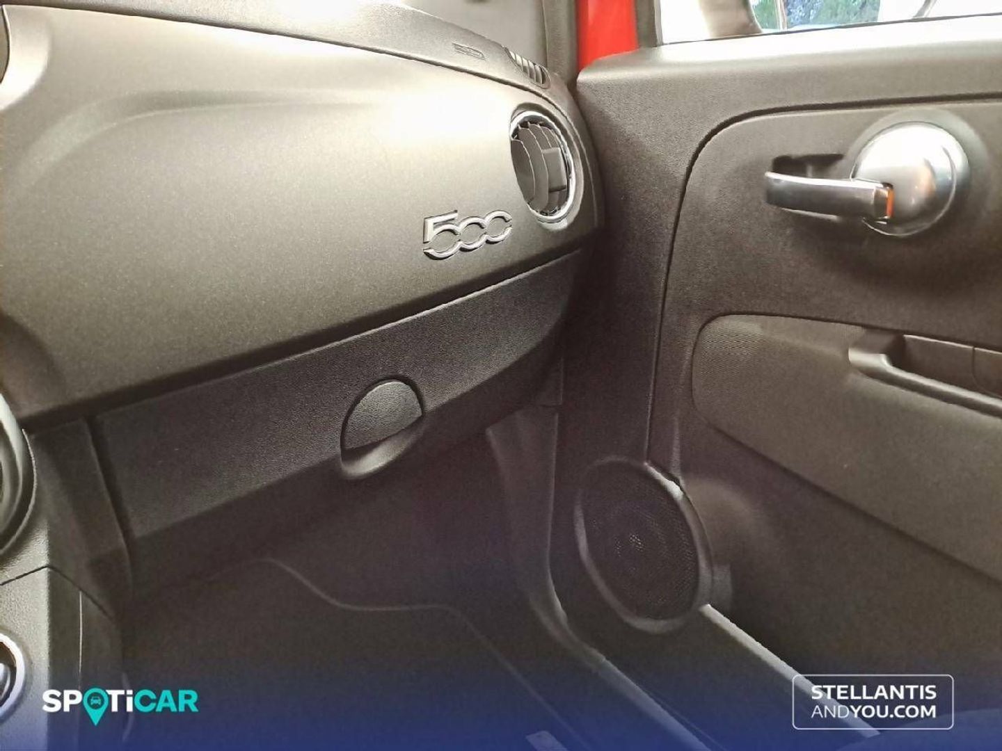 Abarth 500 1.4 16v T-Jet 695 132 kW (180 CV)