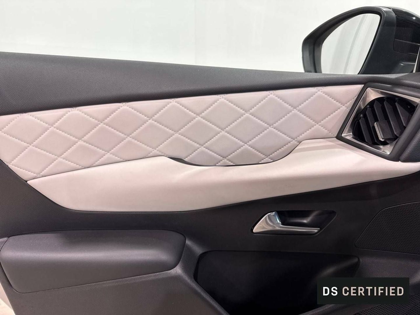 DS DS3 Crossback BlueHDi 130 Rivoli Auto 96 kW (131 CV)