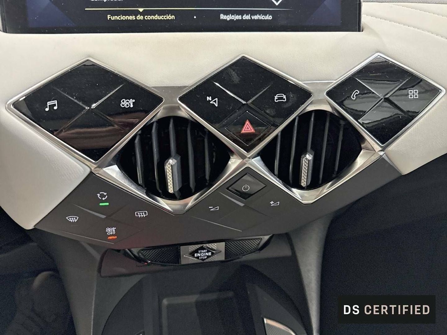 DS DS3 Crossback BlueHDi 130 Rivoli Auto 96 kW (131 CV)