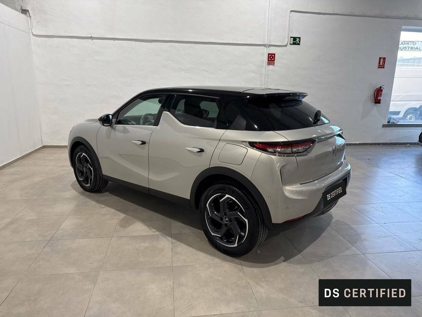 DS DS3 Crossback BlueHDi 130 Rivoli Auto 96 kW (131 CV)