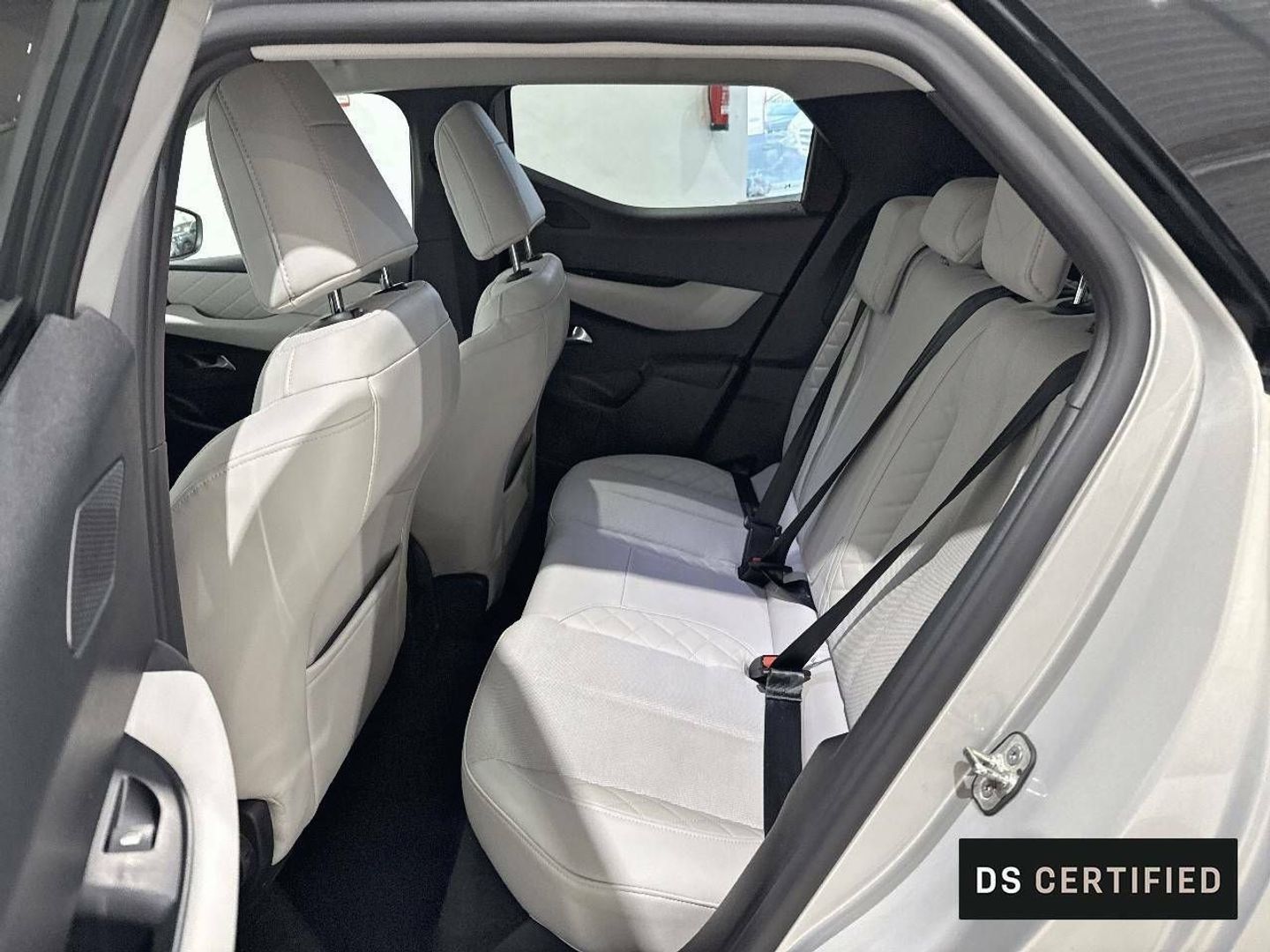 DS DS3 Crossback BlueHDi 130 Rivoli Auto 96 kW (131 CV)