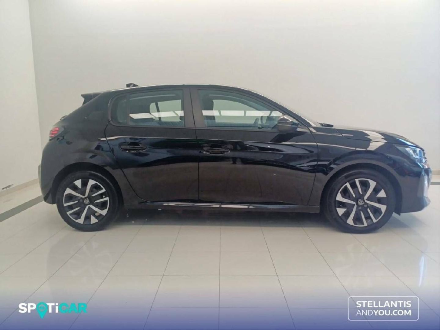 Peugeot 208 PureTech 100 Active 75 kW (100 CV)