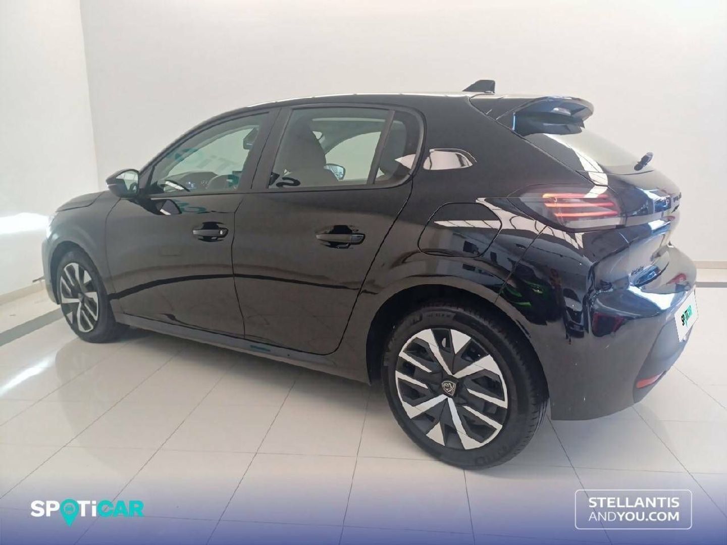 Peugeot 208 PureTech 100 Active 75 kW (100 CV)