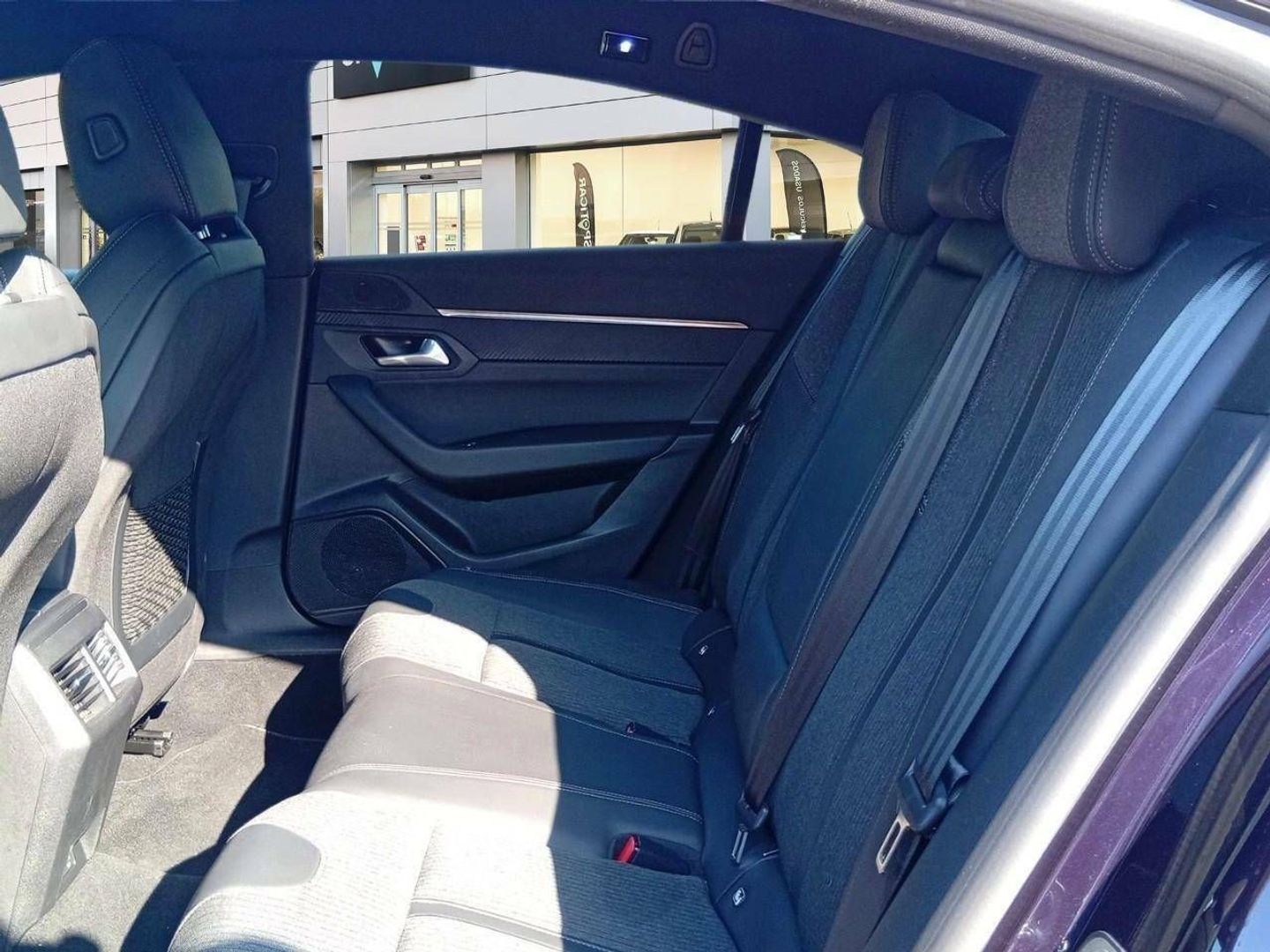 Peugeot 508 BlueHDI 130 S&S Allure Pack EAT8 96 kW (130 CV)