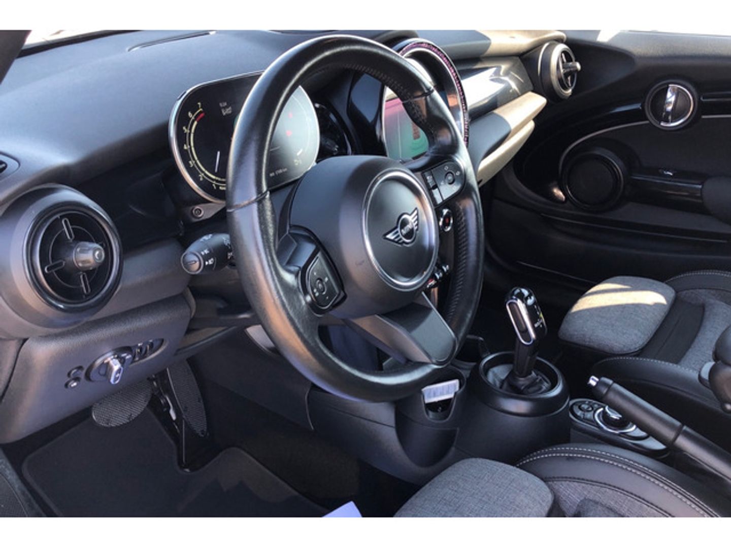 MINI MINI Cabrio Cooper 100 kW (136 CV)