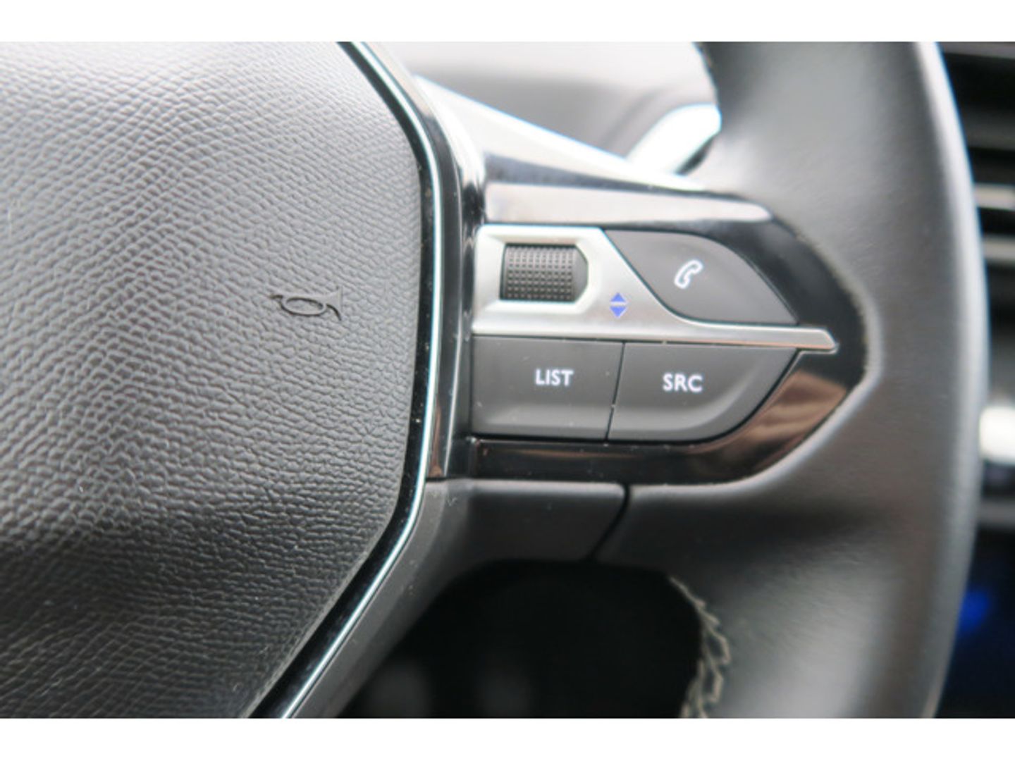 Peugeot 3008 1.2 PureTech S&S Allure Pack 96 kW (130 CV)