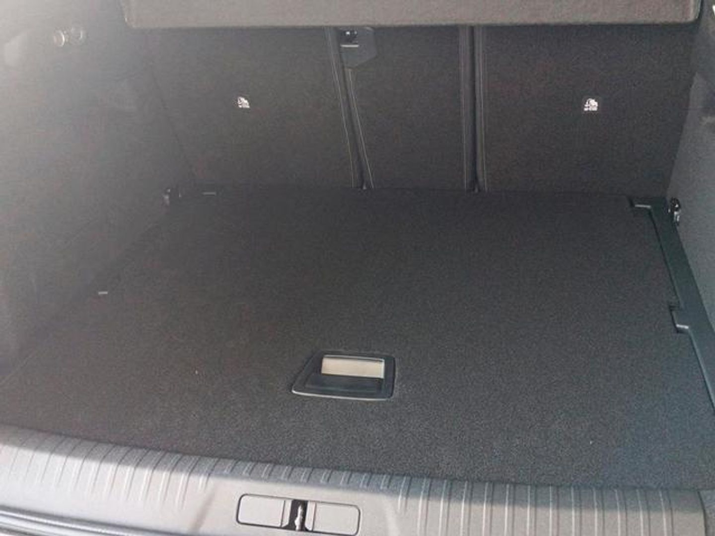 Peugeot 3008 Hybrid 145 Allure eDCS6 107 kW (145 CV)