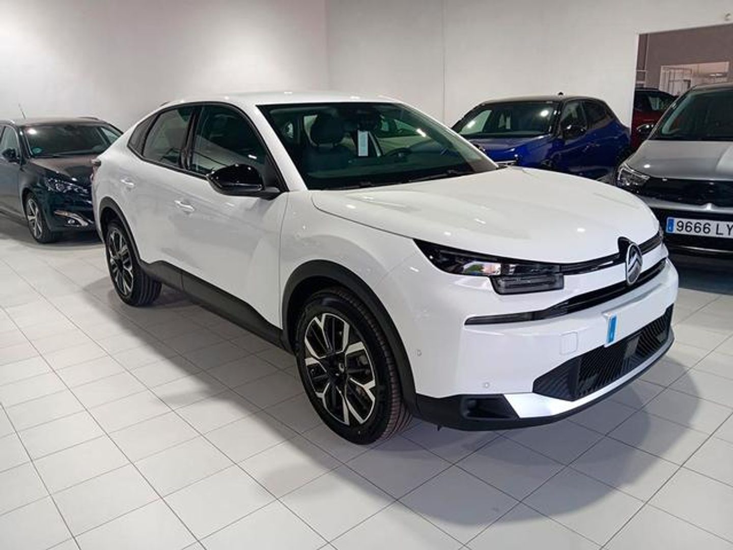 Citroen C4 X Business Edition Hybrid ë-DCS6 107 kW (145 CV) Blanco SUV