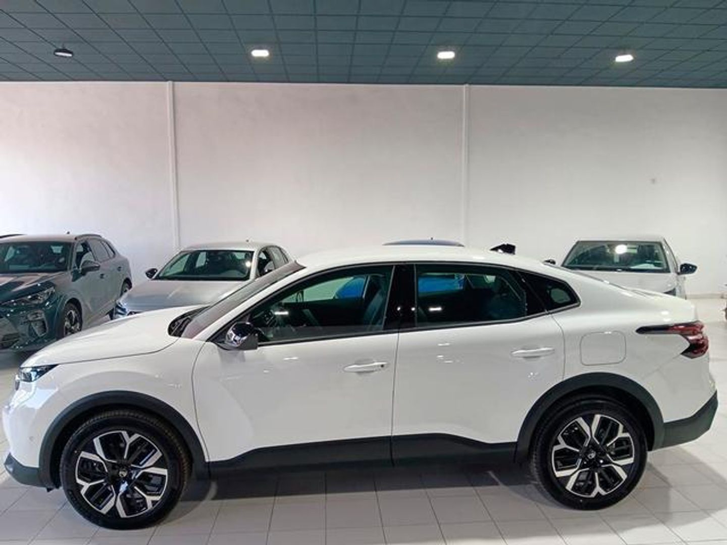 Citroen C4 X Business Edition Hybrid ë-DCS6 107 kW (145 CV)