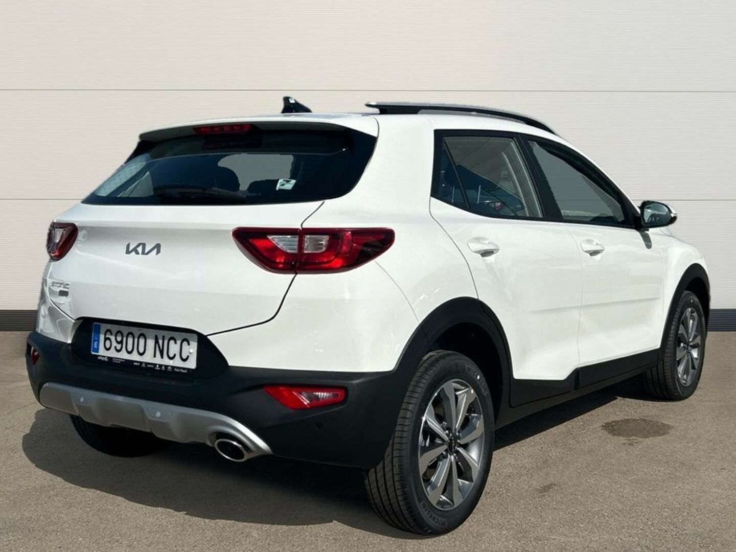 Kia Stonic 1.0 T-GDi MHEV Business 74 kW (100 CV)
