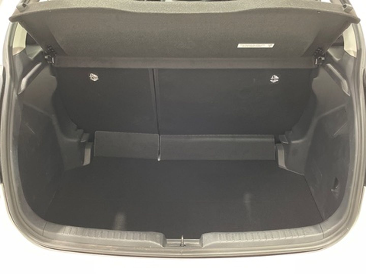 Toyota Yaris 120H Business Plus 85 kW (116 CV)