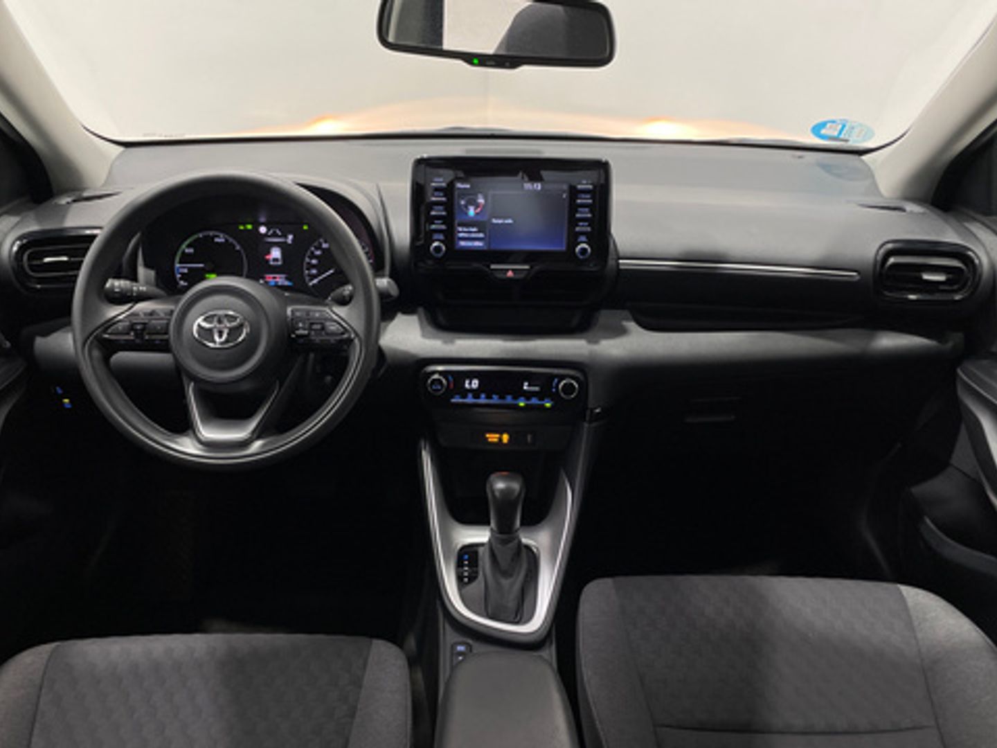 Toyota Yaris 120H Business Plus 85 kW (116 CV)