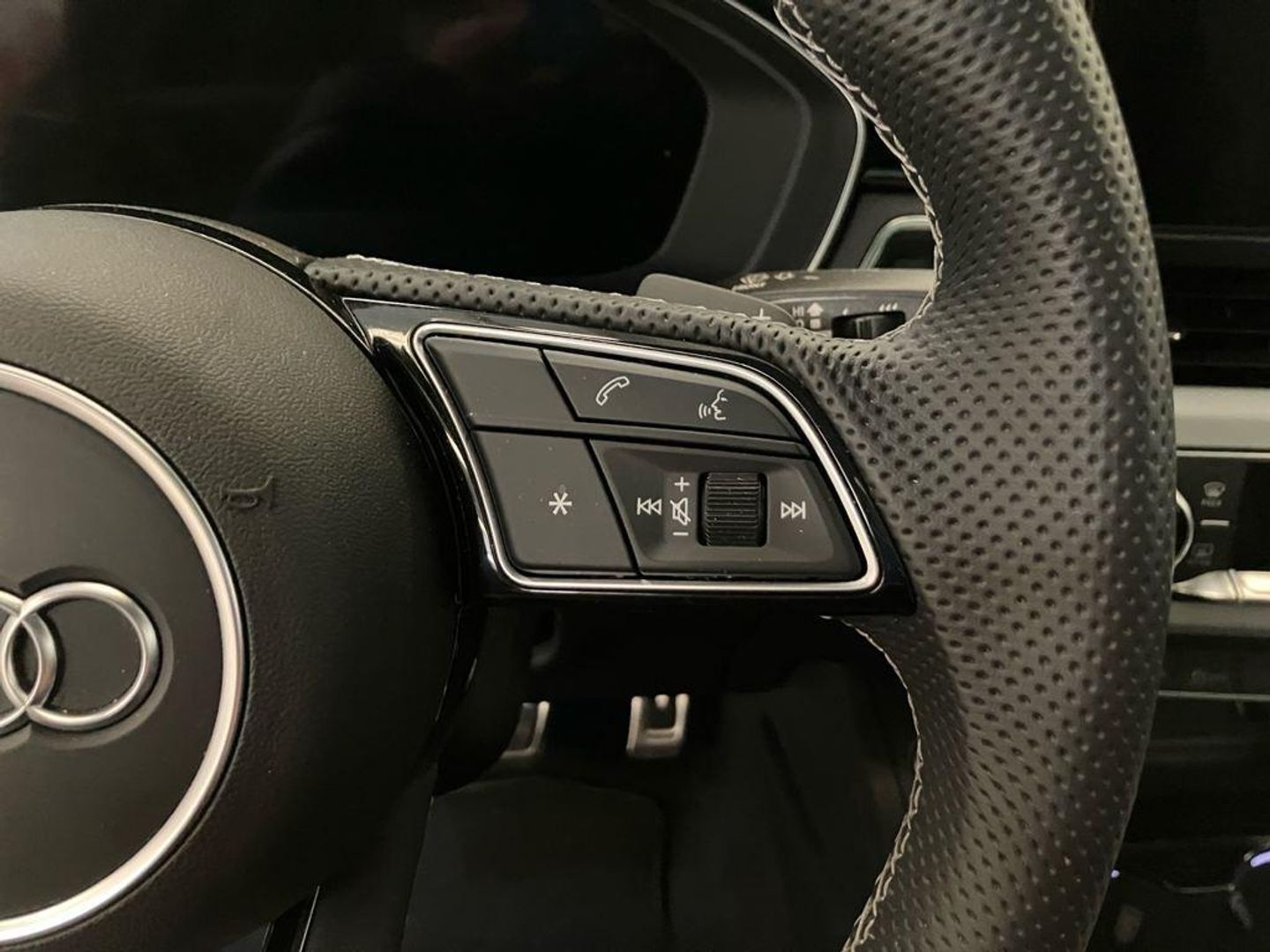 Audi A4 Black line 35 TDI 120 kW (163 CV) S tronic