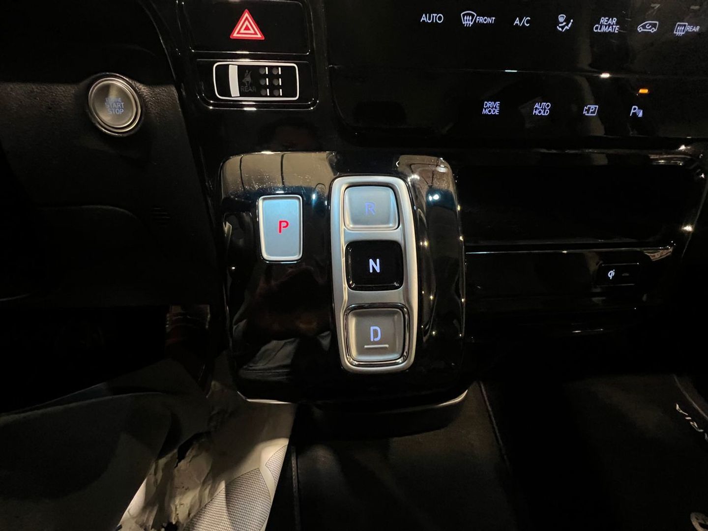 Hyundai Staria 2.2 CRDI Tecno 9S Auto 130 kW (177 CV)