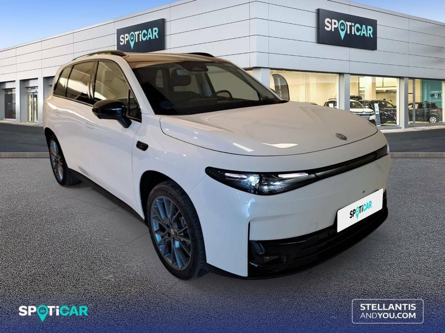 Leapmotor C10 Design REEV 28.4 kWh Auto 158 kW (215 CV)