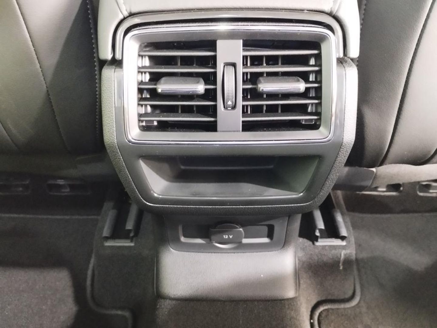 Skoda Karoq 1.5 TSI ACT Design DSG 110 kW (150 CV)