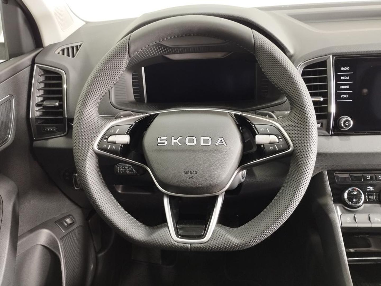 Skoda Karoq 1.5 TSI ACT Design DSG 110 kW (150 CV)
