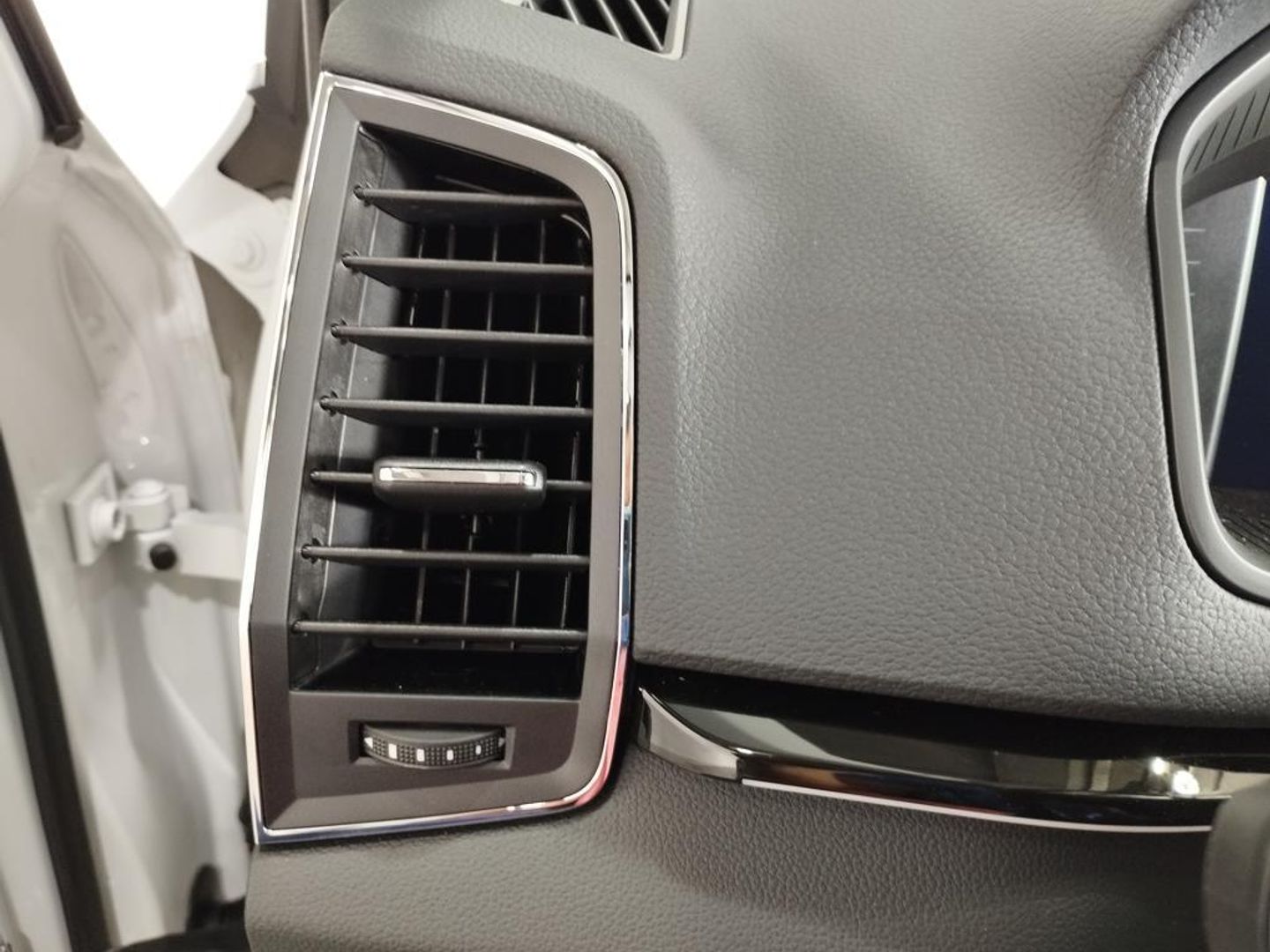 Skoda Karoq 1.5 TSI ACT Design DSG 110 kW (150 CV)
