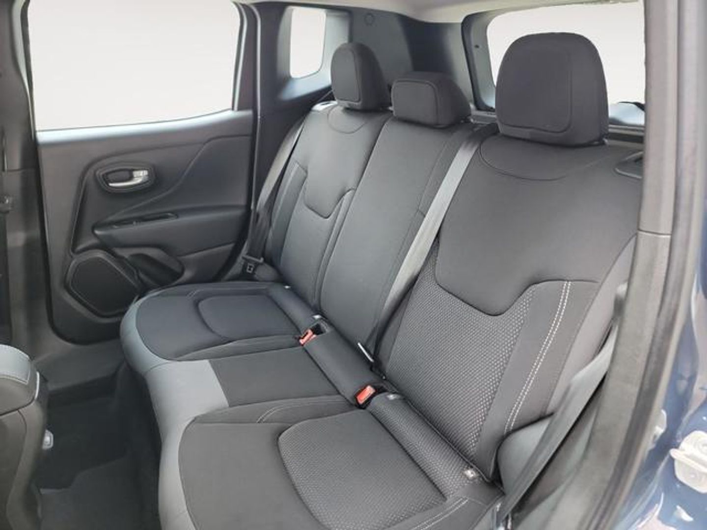 Jeep Renegade eHybrid 1.5 Altitude DCT 96 kW (130 CV)