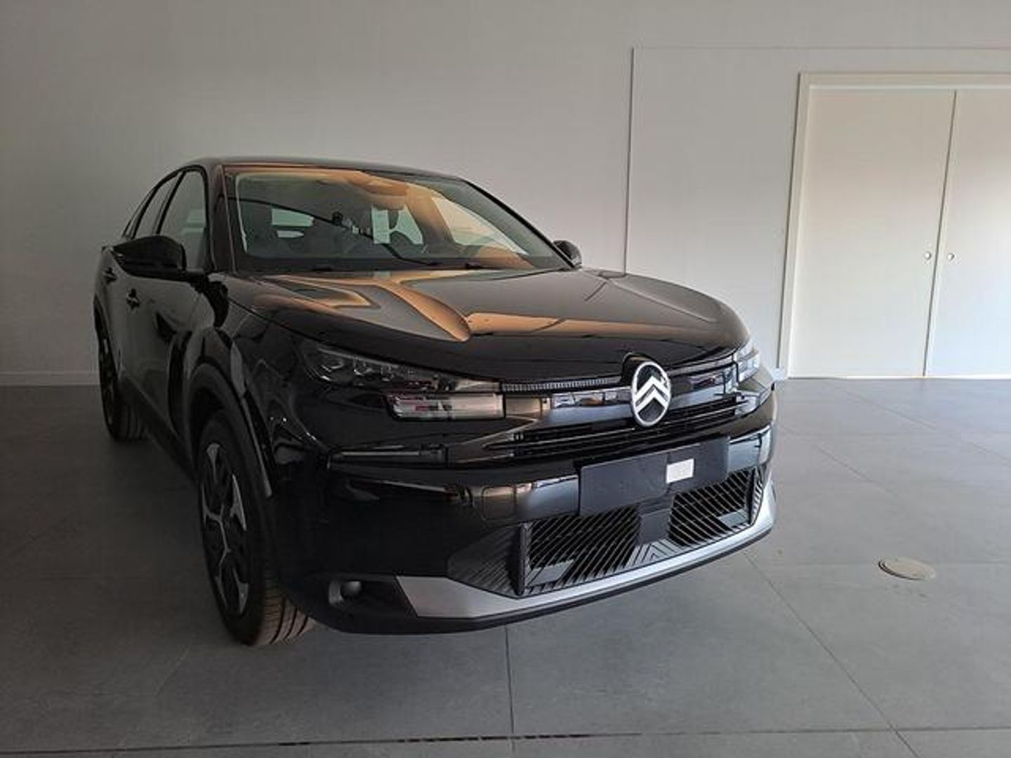 Citroen C4 Hybrid 145 Plus e-DCS6 107 kW (145 CV) Negro Compact