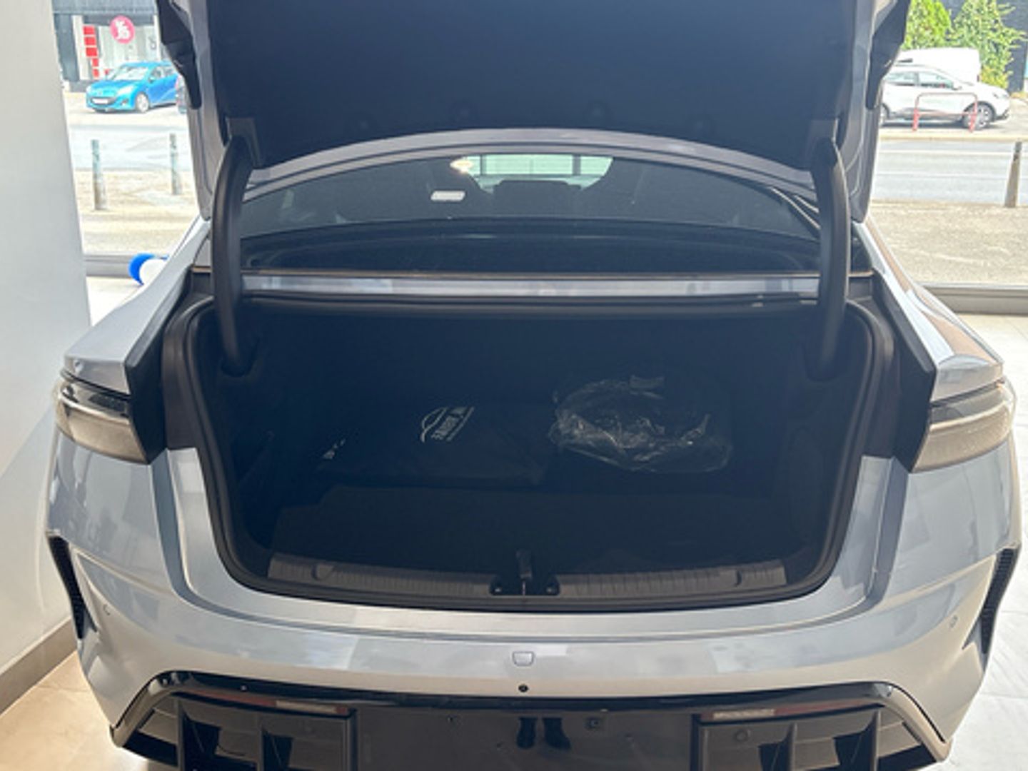 BYD Seal Design RWD 230 kW (313 CV)