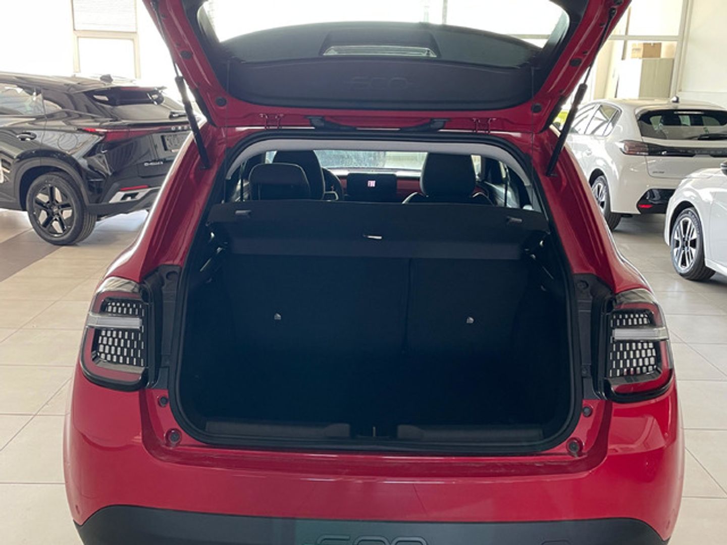 Fiat 600e Red 54kwh 115 kW (156 CV)