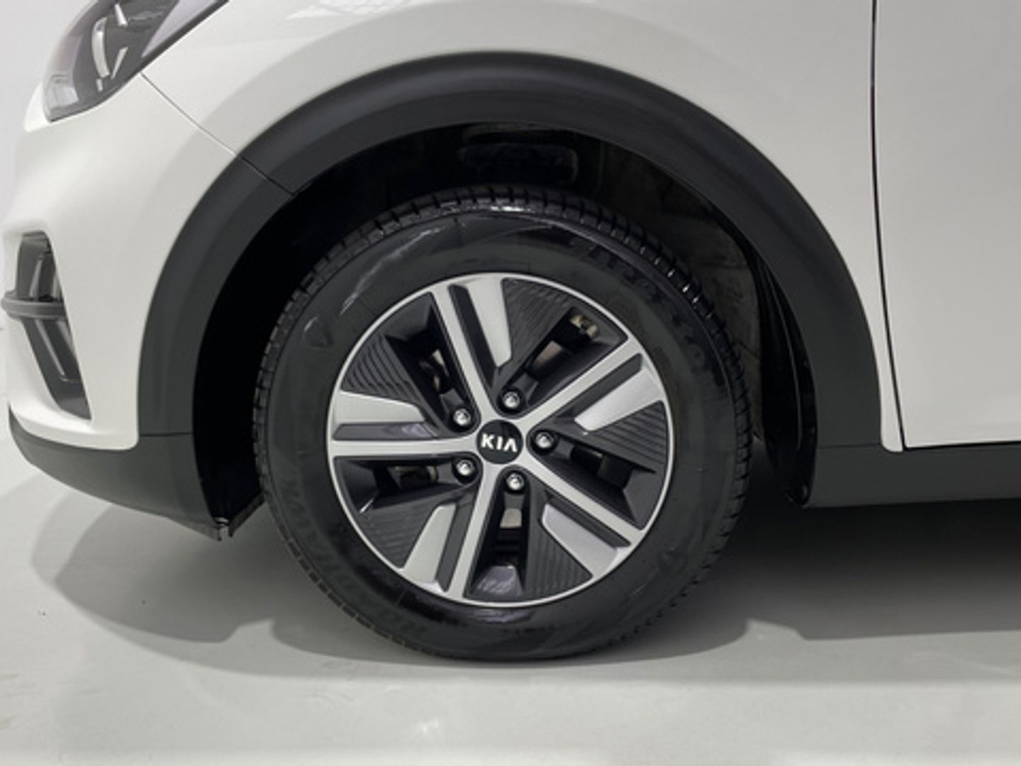 Kia Niro 1.6 GDi HEV Híbrido Drive 104 kW (141 CV)