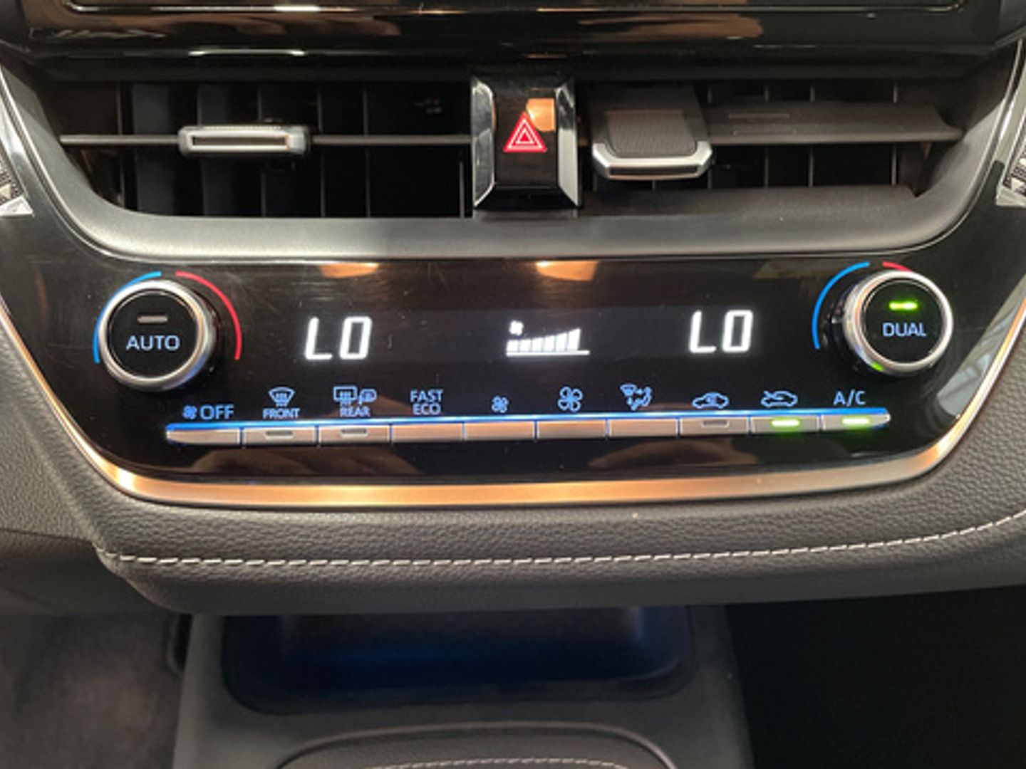 Toyota Corolla 2.0 180H Style E-CVT 132 kW (180 CV)