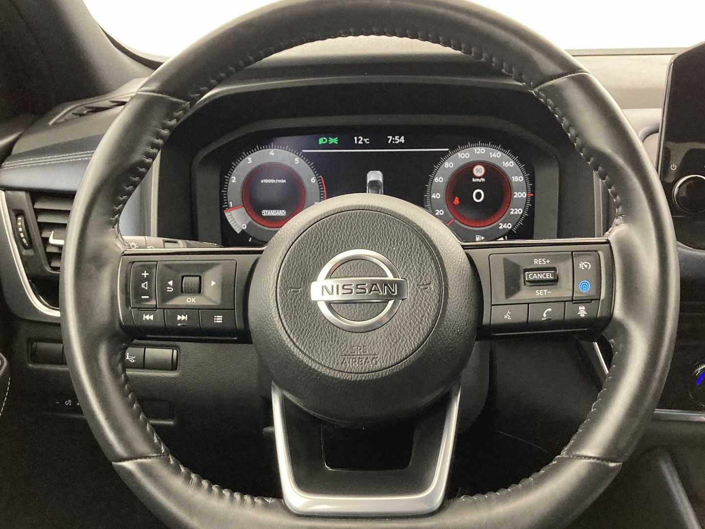 Nissan Qashqai DIG-T 140 mHEV Tekna 4x2 103 kW (140 CV)