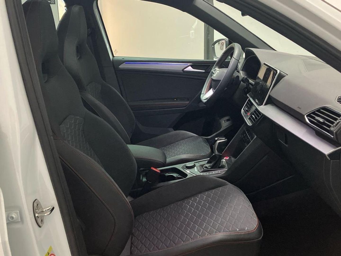SEAT Tarraco 2.0 TDI S&S FR 4Drive DSG 147 kW (200 CV) Blanco All Terrain / Pick-up