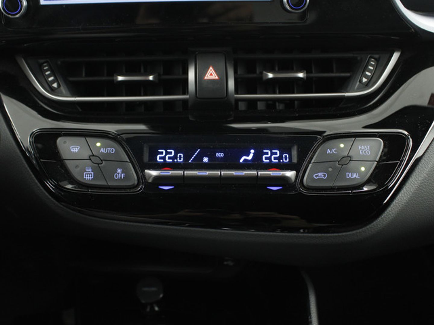 Toyota C-HR 1.8 125H Advance 90 kW (122 CV)
