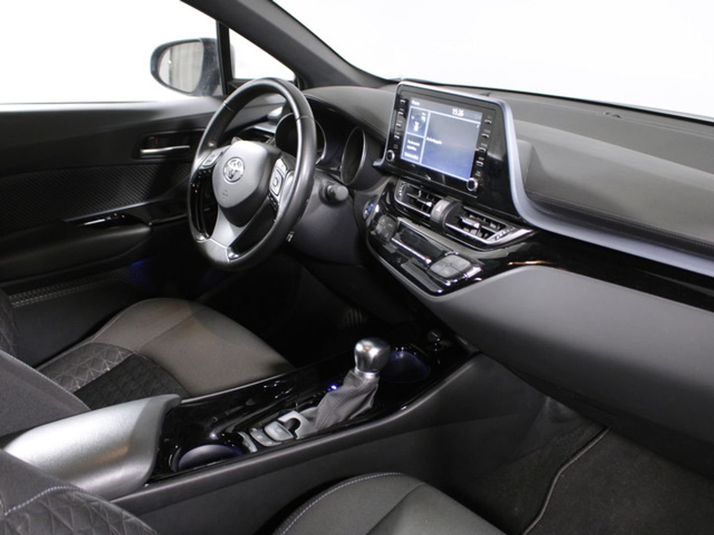 Toyota C-HR 1.8 125H Advance 90 kW (122 CV)