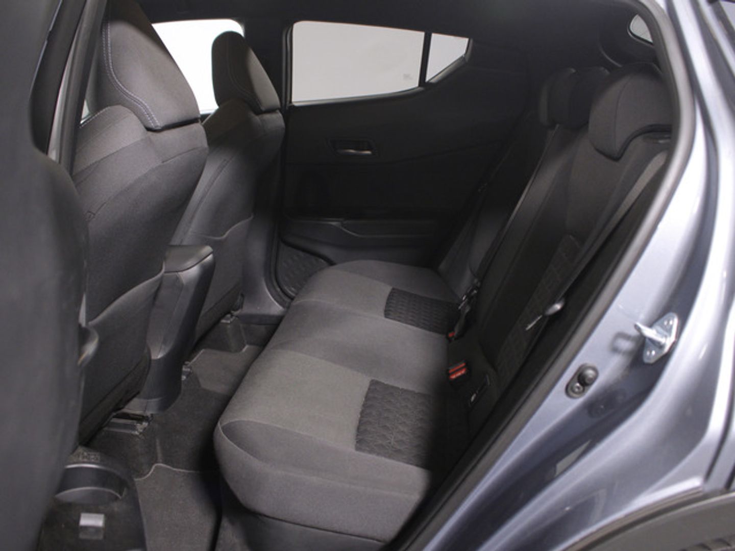 Toyota C-HR 1.8 125H Advance 90 kW (122 CV)