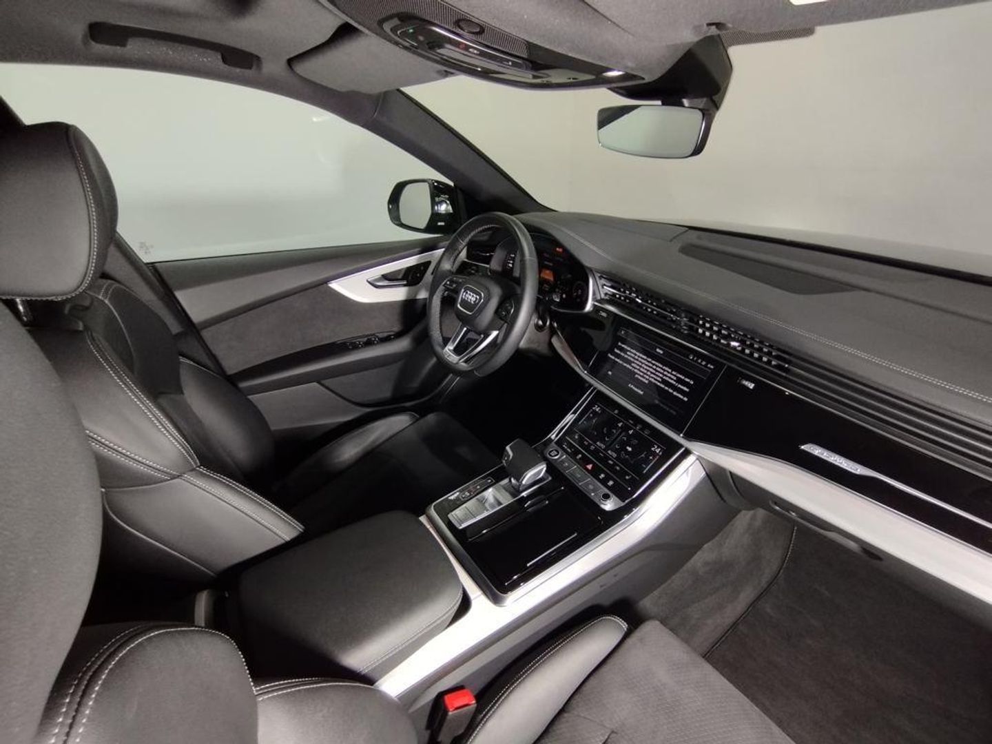 Audi Q8 TFSIe Black line 60 TFSIe quattro 360 kW (490 CV) tiptronic