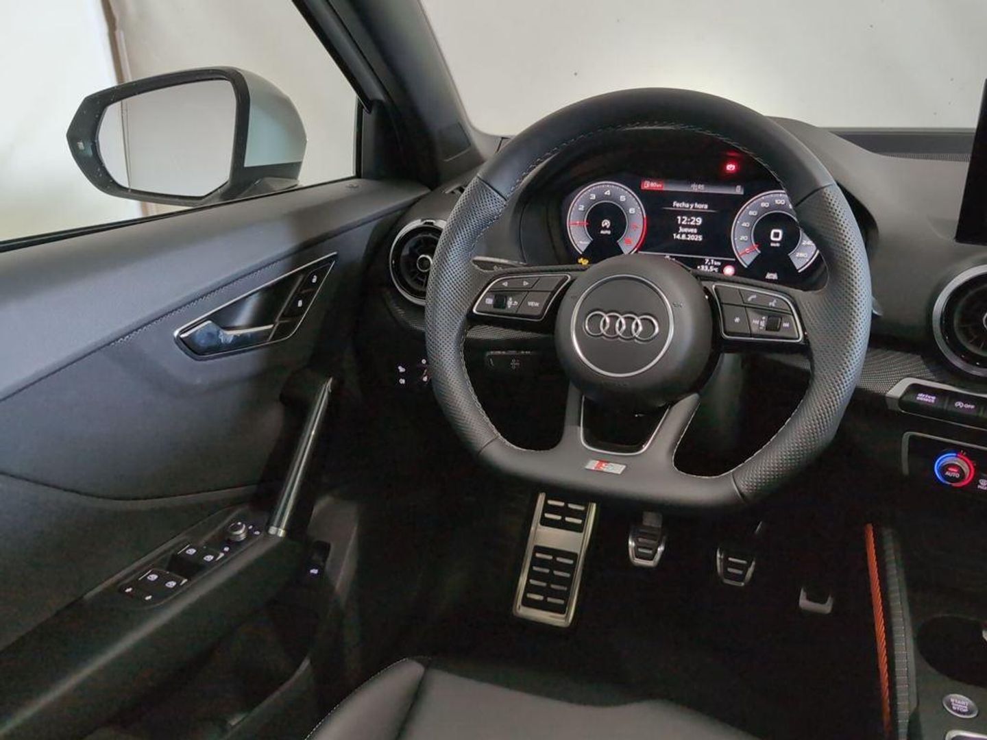 Audi Q2 Adrenalin Edition 30 TFSI 85 kW (116 CV)