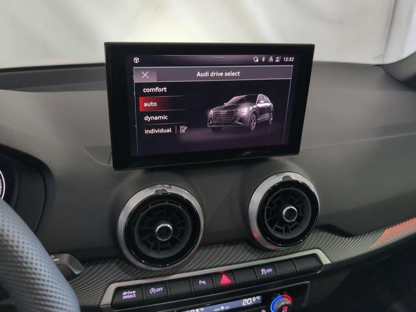 Audi Q2 Adrenalin Edition 30 TFSI 85 kW (116 CV)