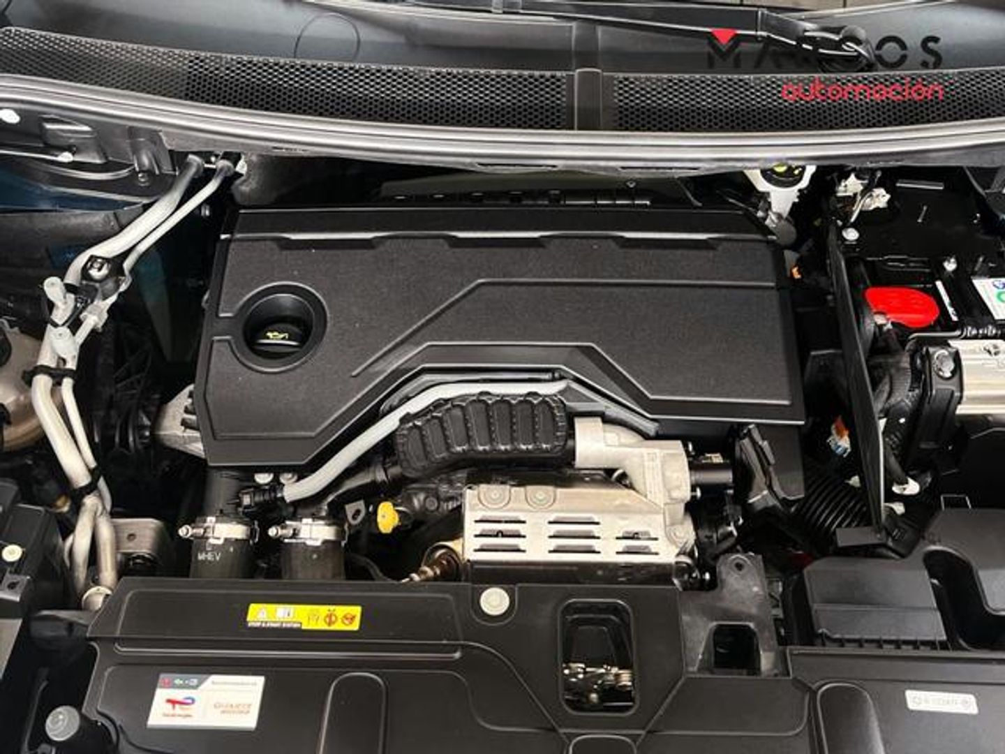 Peugeot 3008 Hybrid 136 Allure Pack eDCS6 100 kW (136 CV)