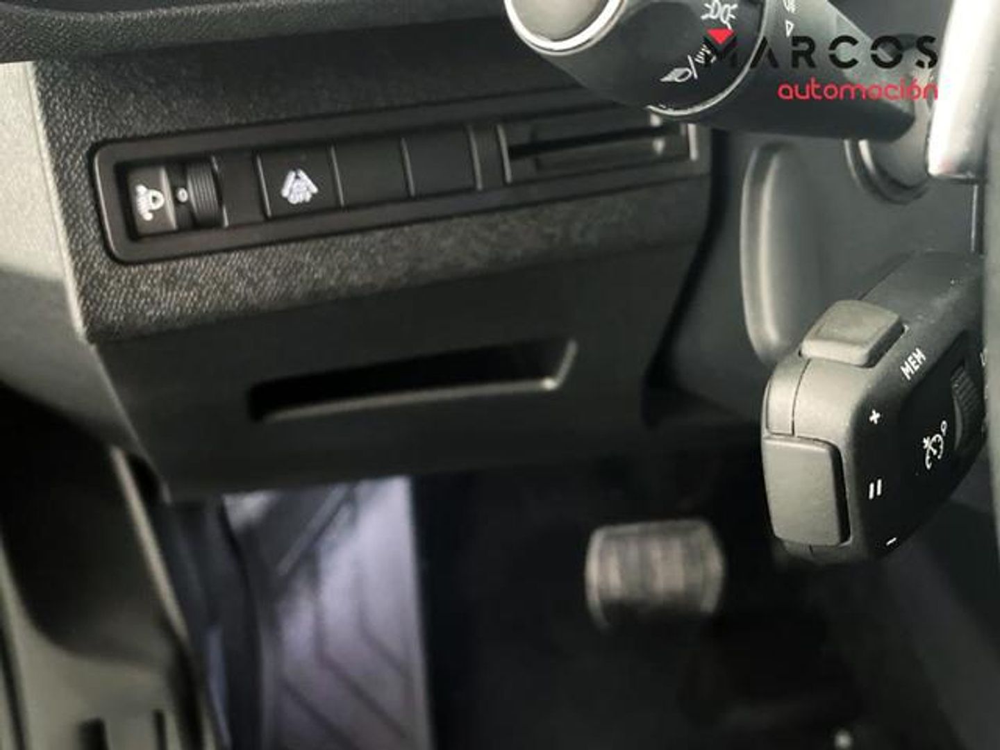Peugeot 3008 Hybrid 136 Allure Pack eDCS6 100 kW (136 CV)