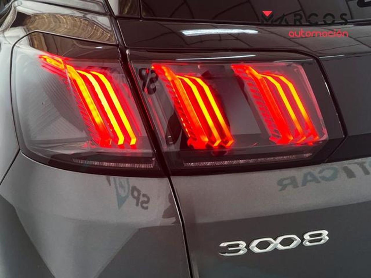 Peugeot 3008 Hybrid 136 Allure Pack eDCS6 100 kW (136 CV)