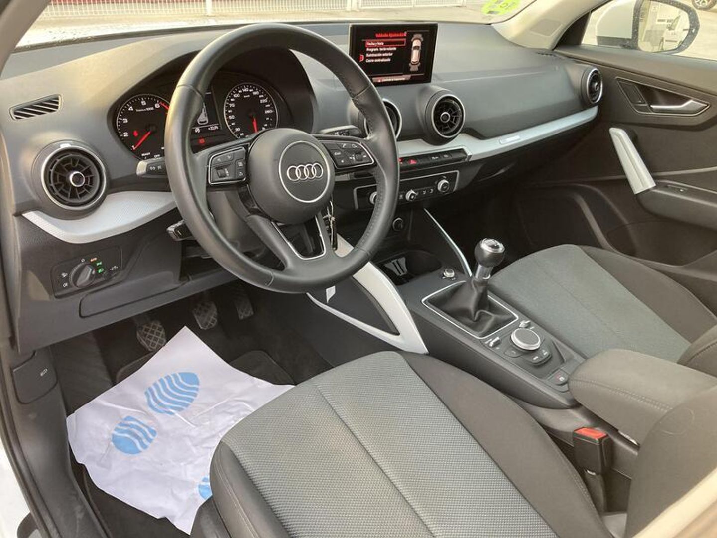 Audi Q2 design 30 TFSI 85 kW (116 CV)